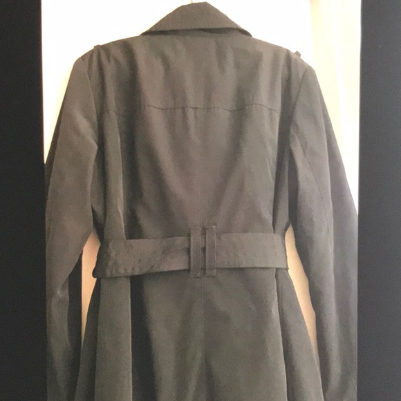 Classic London Fog Double-Breasted Trench Coat - Picture 2 of 6